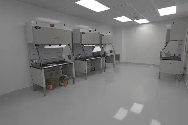 Iso Clean Room Elite Compounding - Bohden Contracting Group